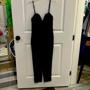 a great interview jumper it is bigger it fits like a small